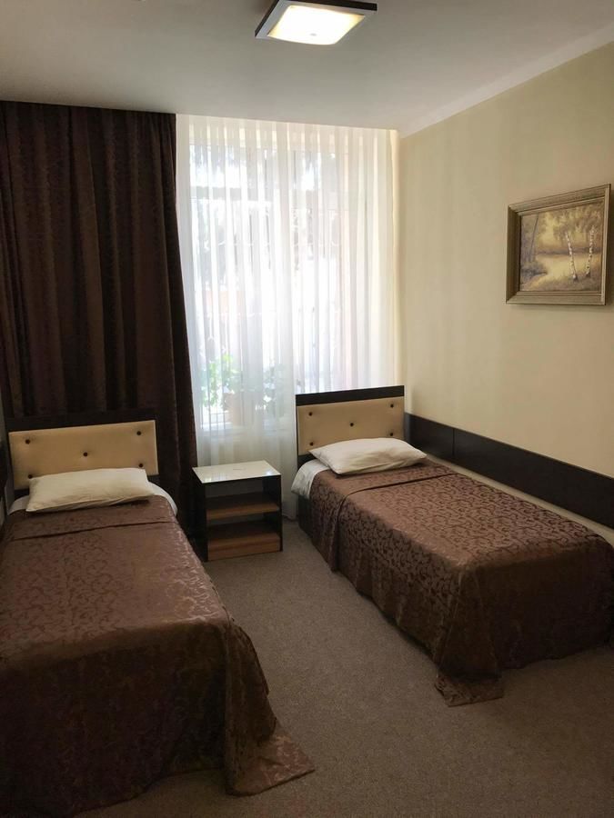 Отель Central Hotel Сороки-23